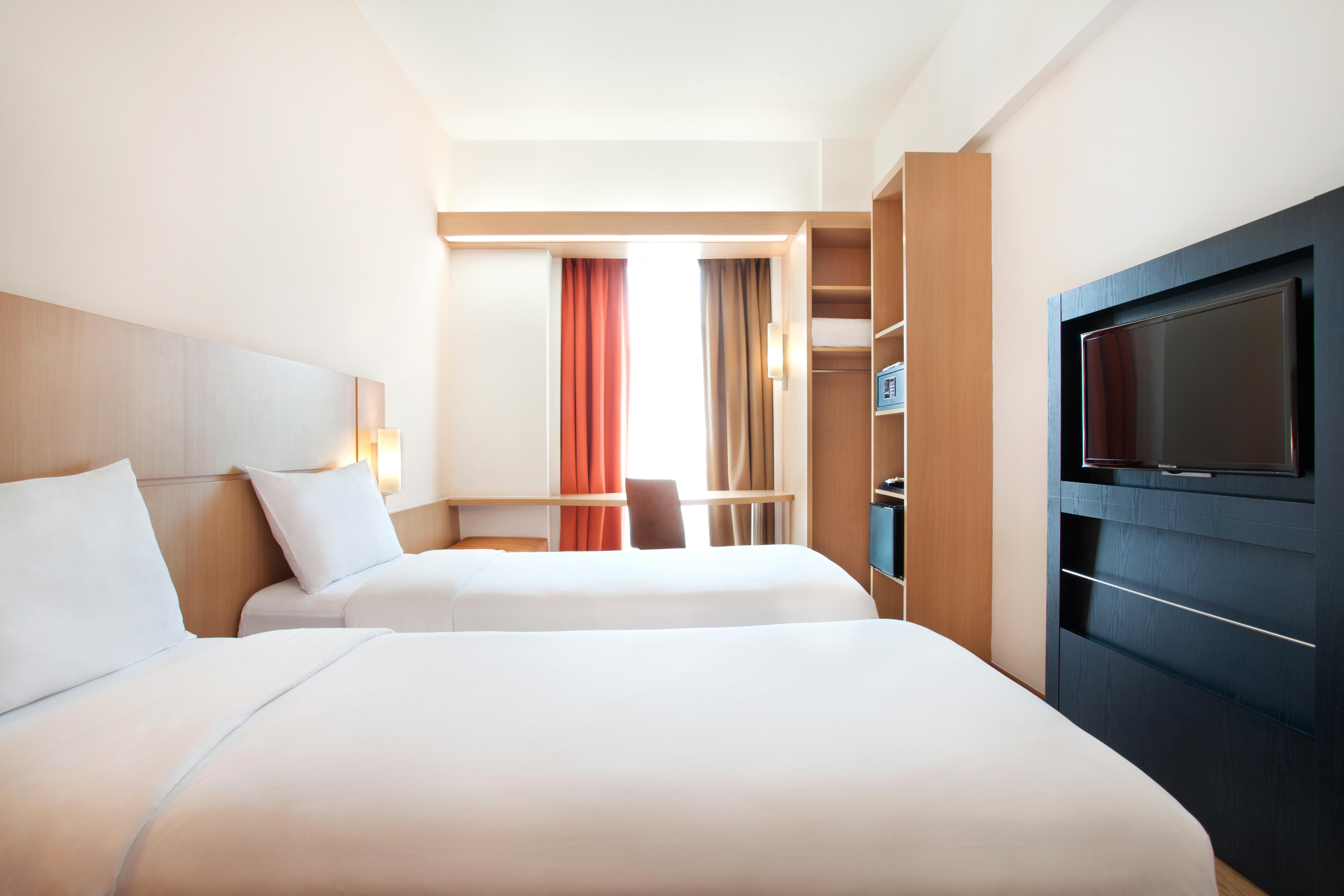Ibis Bandung Trans Studio Экстерьер фото